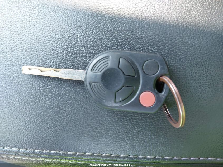 2018 Ford Escape Se VIN: 1FMCU9GDXJUB45485 Lot: 43271002