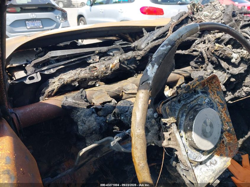 1998 Toyota Tacoma Prerunner VIN: 4TASM92N9WZ147573 Lot: 43271004