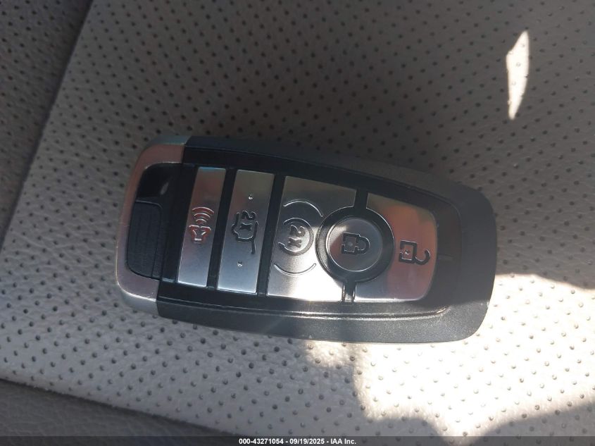 2020 Ford Expedition Xlt VIN: 1FMJU1JT5LEA26734 Lot: 43271054