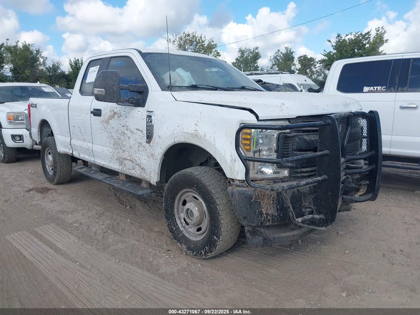 FORD F-250 XL