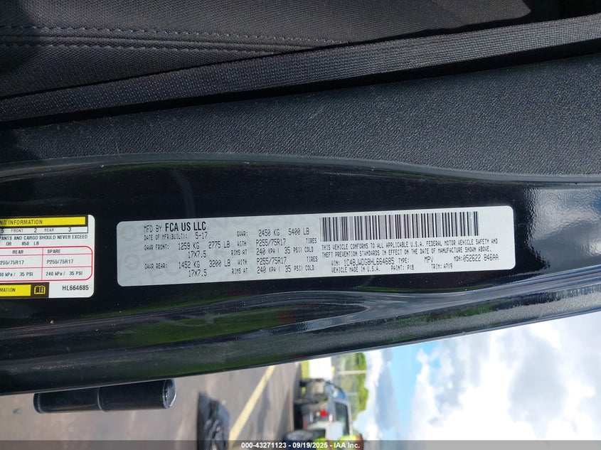 2017 JEEP WRANGLER UNLIMITED SPORT 4X4 - 1C4BJWDG8HL664685