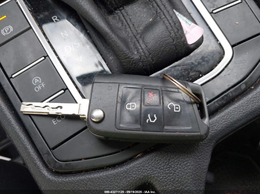 2019 Volkswagen Jetta 1.4T R-Line/1.4T S/1.4T Se VIN: 3VWCB7BU2KM265399 Lot: 43271129