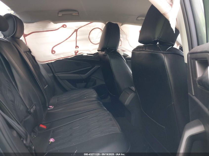 2019 Volkswagen Jetta 1.4T R-Line/1.4T S/1.4T Se VIN: 3VWCB7BU2KM265399 Lot: 43271129