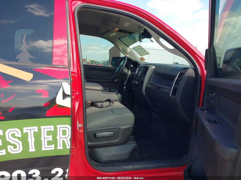 2018 Ram 3500 Tradesman 4X4 8' Box VIN: 3C63RRGL0JG131988 Lot: 43271143