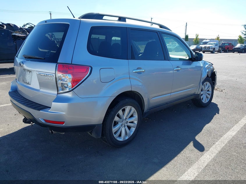 2013 SUBARU FORESTER 2.5X LIMITED - JF2SHAEC0DH417783