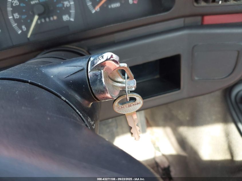 1987 Ford F150 VIN: 1FTDF15Y9HKB34980 Lot: 43271186