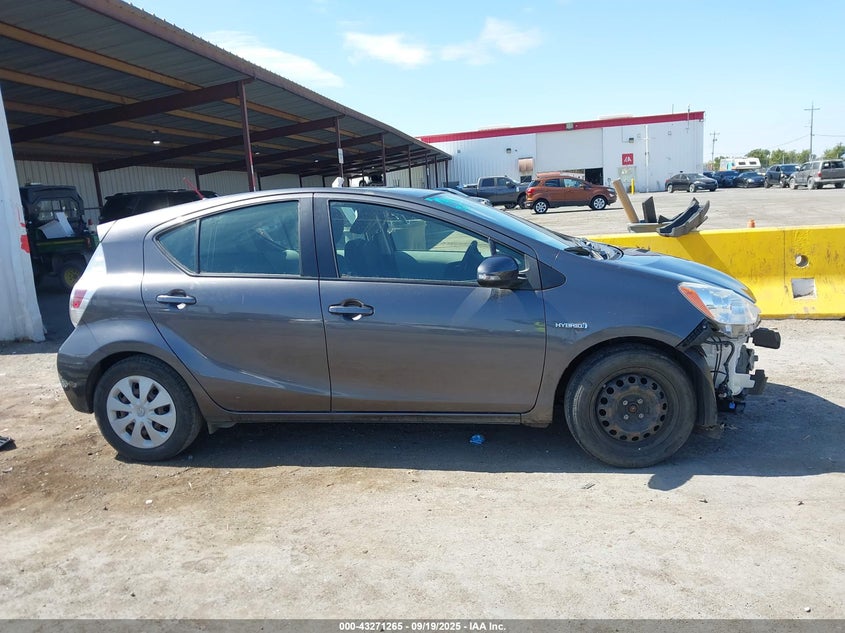 2014 TOYOTA PRIUS C TWO - JTDKDTB35E1565027