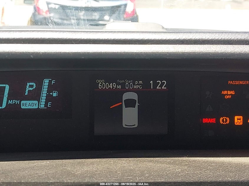 2014 TOYOTA PRIUS C TWO - JTDKDTB35E1565027