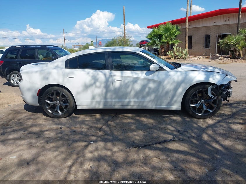2015 DODGE CHARGER SXT 2C3CDXHG8FH827197