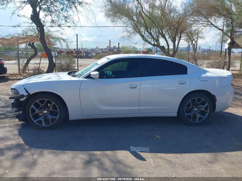 2015 DODGE CHARGER SXT 2C3CDXHG8FH827197