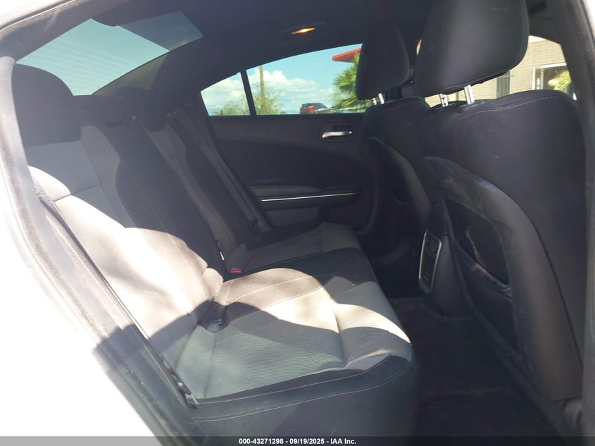 2015 DODGE CHARGER SXT 2C3CDXHG8FH827197