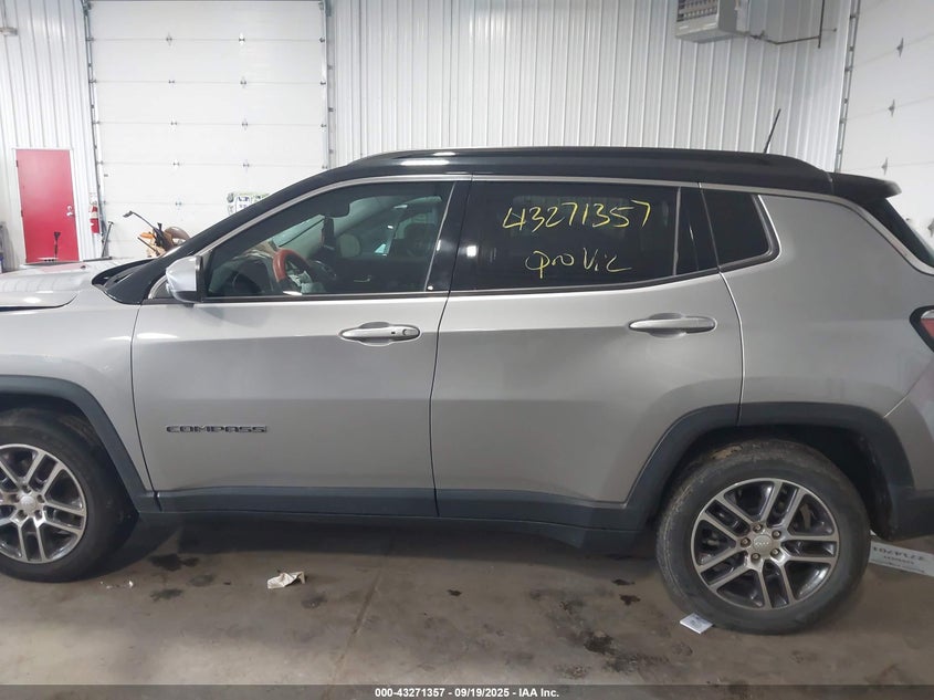 2018 Jeep Compass Latitude Fwd VIN: 3C4NJCBB6JT181905 Lot: 43271357