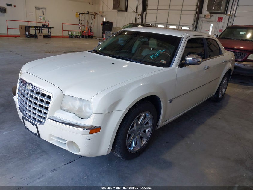 2C3AA63H05H157170 2005 CHRYSLER 300C photo no. 2