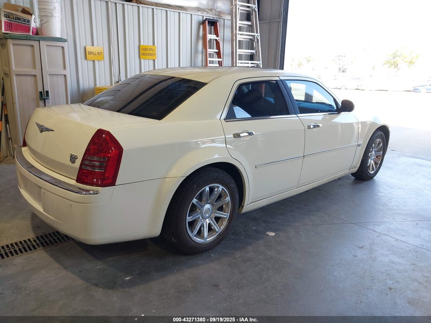 2C3AA63H05H157170 2005 CHRYSLER 300C photo no. 4
