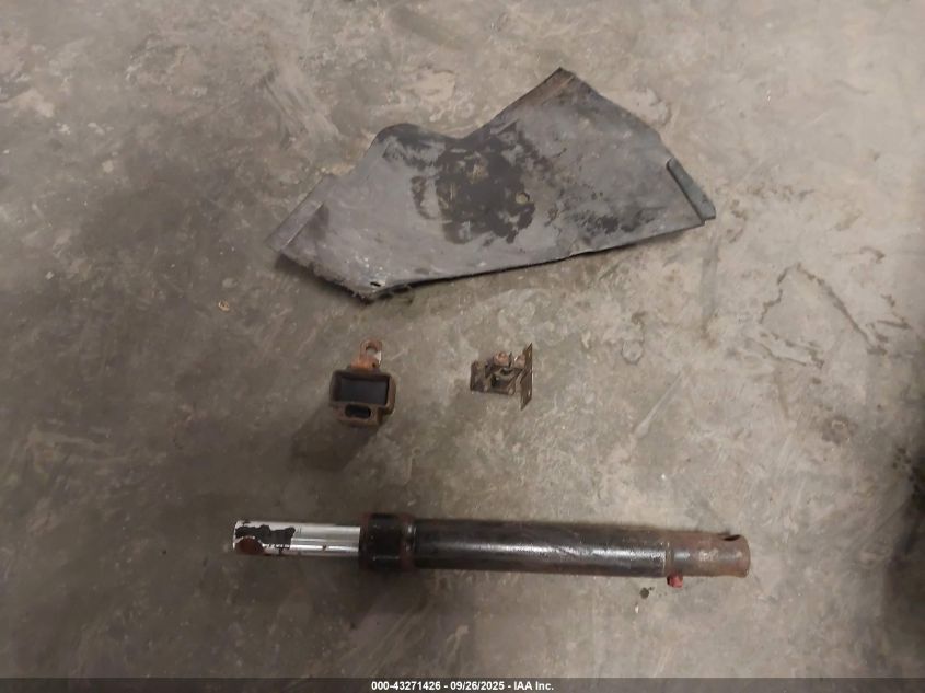 2000 GMC Sierra 2500 Sle VIN: 1GTGK29U8YE131816 Lot: 43271426