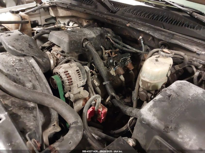 2000 GMC Sierra 2500 Sle VIN: 1GTGK29U8YE131816 Lot: 43271426