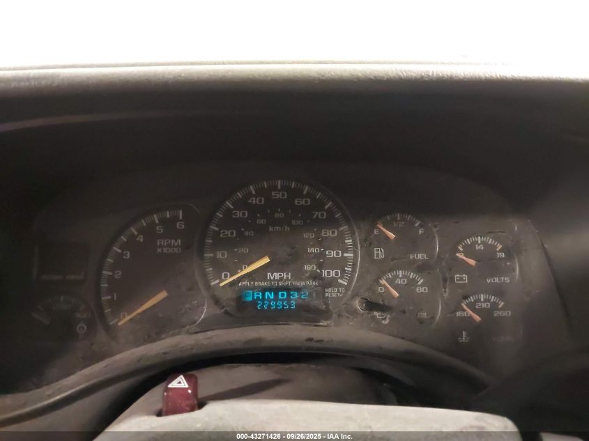 2000 GMC Sierra 2500 Sle VIN: 1GTGK29U8YE131816 Lot: 43271426