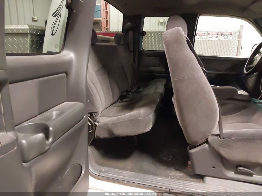 2000 GMC Sierra 2500 Sle VIN: 1GTGK29U8YE131816 Lot: 43271426