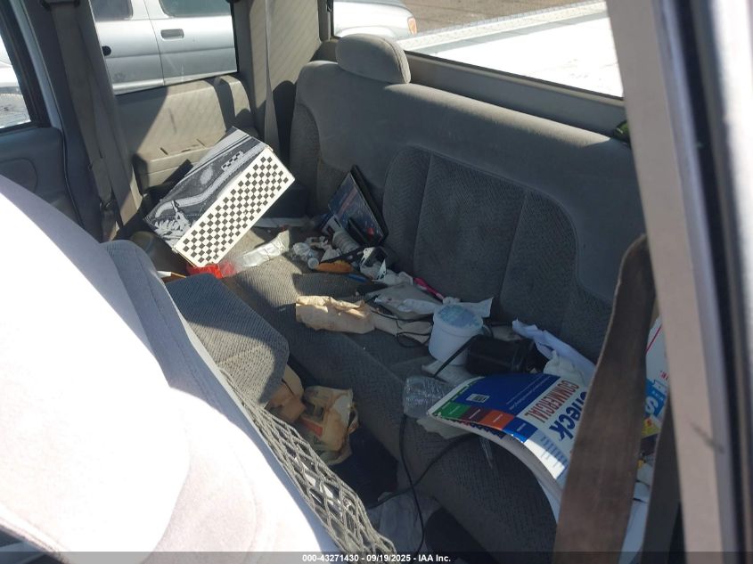 1995 GMC Sierra K2500 VIN: 2GTFK29K3S1591968 Lot: 43271430