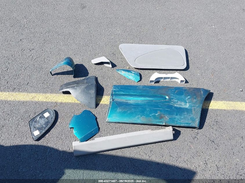 1997 Ford Thunderbird Lx VIN: 1FALP62W5VH140122 Lot: 43271457