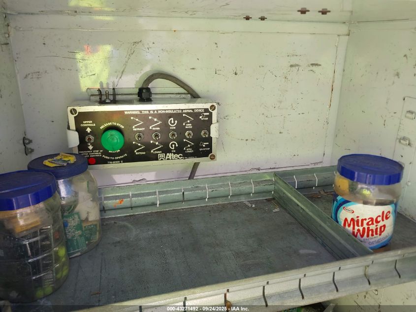 2009 Ford F-450 Chassis Xl/Xlt VIN: 1FDAF46Y29EB26556 Lot: 43271492