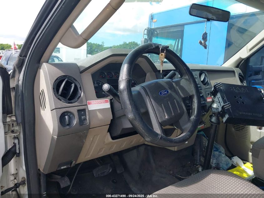 2009 Ford F-450 Chassis Xl/Xlt VIN: 1FDAF46Y49EB25960 Lot: 43271498