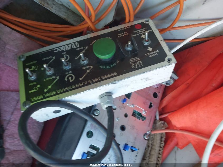 2008 Ford F-450 Chassis Xl/Xlt VIN: 1FDXF46Y88EA55307 Lot: 43271500