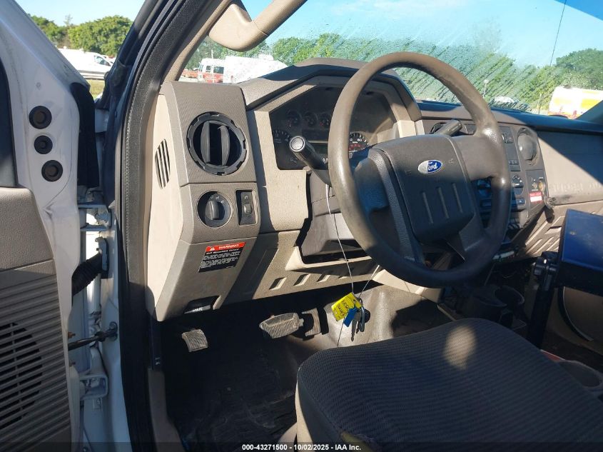 2008 Ford F-450 Chassis Xl/Xlt VIN: 1FDXF46Y88EA55307 Lot: 43271500