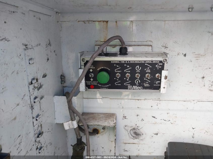 2008 Ford F-450 Chassis Xl/Xlt VIN: 1FDXF46Y08ED45430 Lot: 43271503