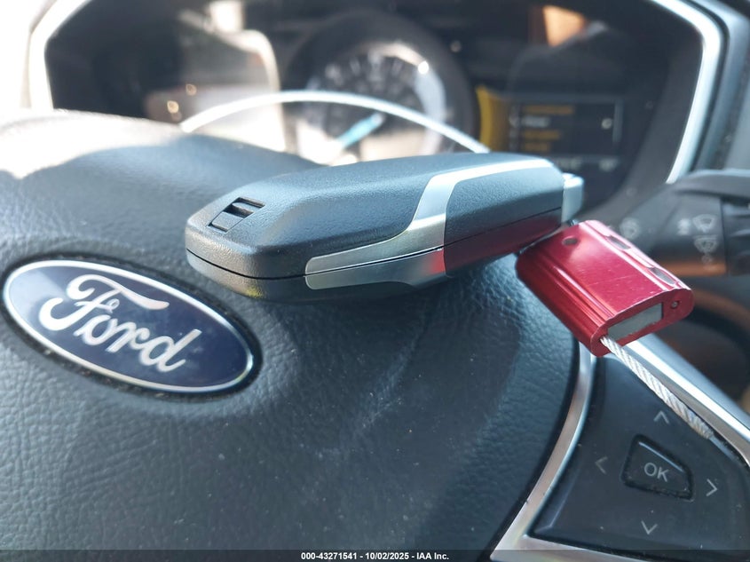 2015 Ford Fusion Hybrid Titanium VIN: 3FA6P0RU4FR292892 Lot: 43271541