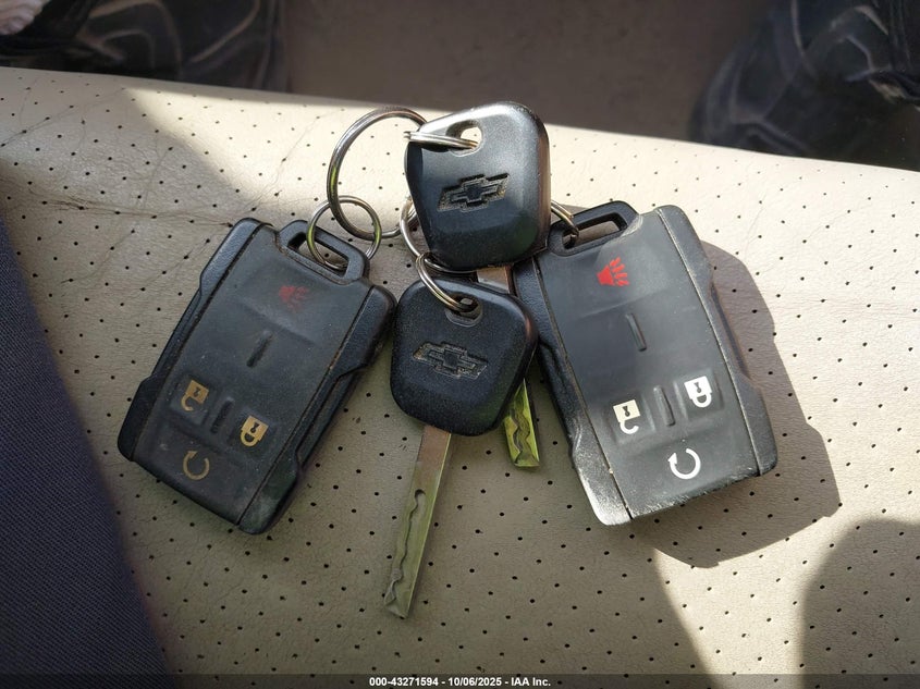 2018 CHEVROLET SILVERADO 1500 1LT - 3GCUKREC0JG519095