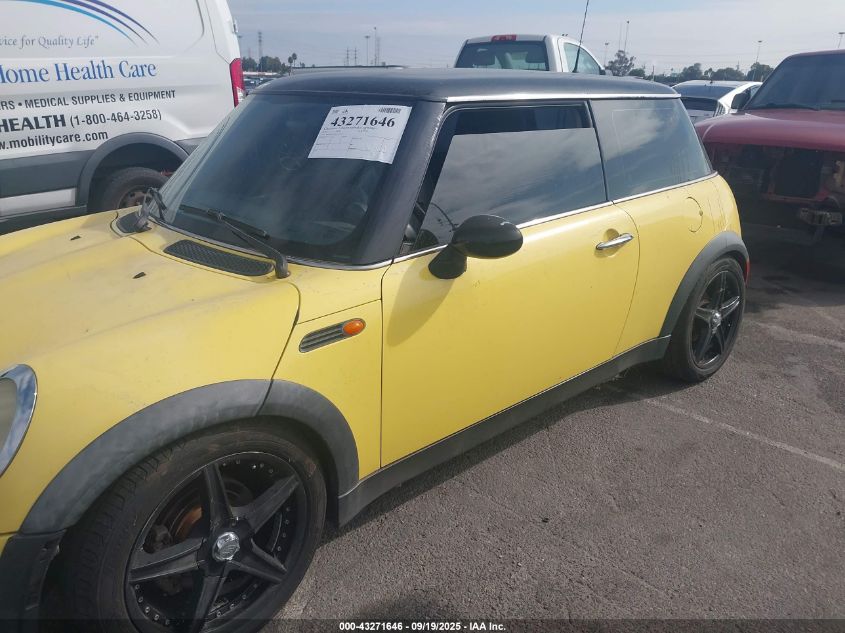 2004 Mini Cooper VIN: WMWRC33484TJ62085 Lot: 43271646