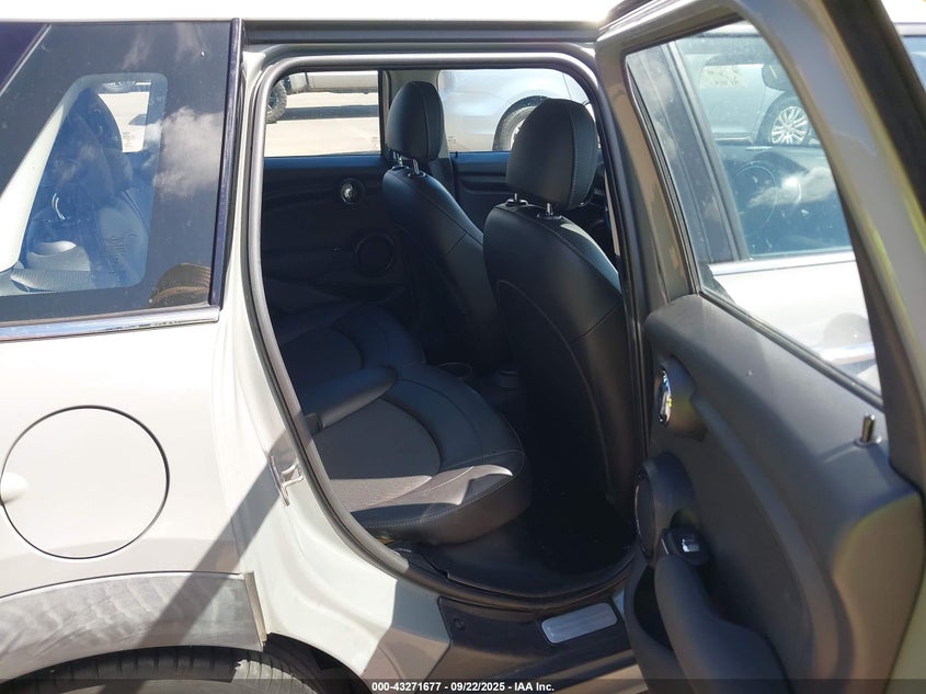 2017 Mini Hardtop Cooper VIN: WMWXU1C34H2F77872 Lot: 43271677