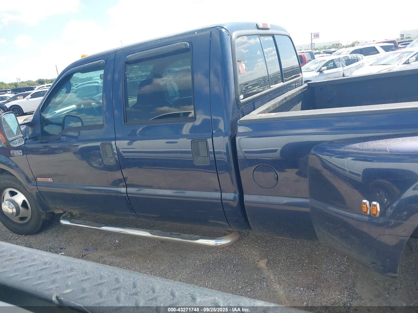 2003 Ford F-350 Lariat/Xl/Xlt VIN: 1FTWW32P33EB57811 Lot: 43271748