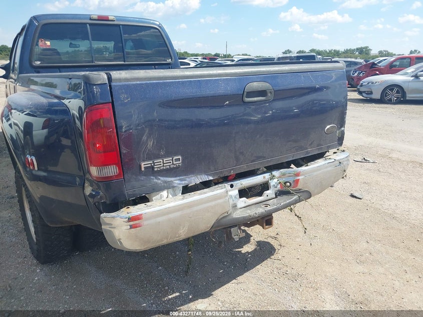 2003 Ford F-350 Lariat/Xl/Xlt VIN: 1FTWW32P33EB57811 Lot: 43271748
