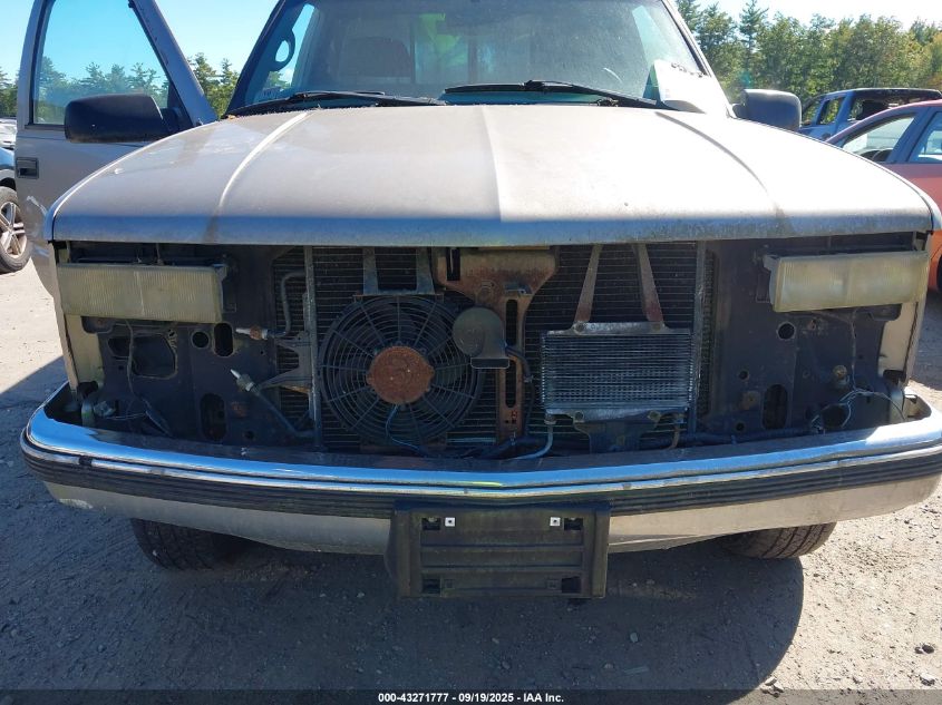 2000 Chevrolet C2500 VIN: 1GCGC24J4YR220382 Lot: 43271777