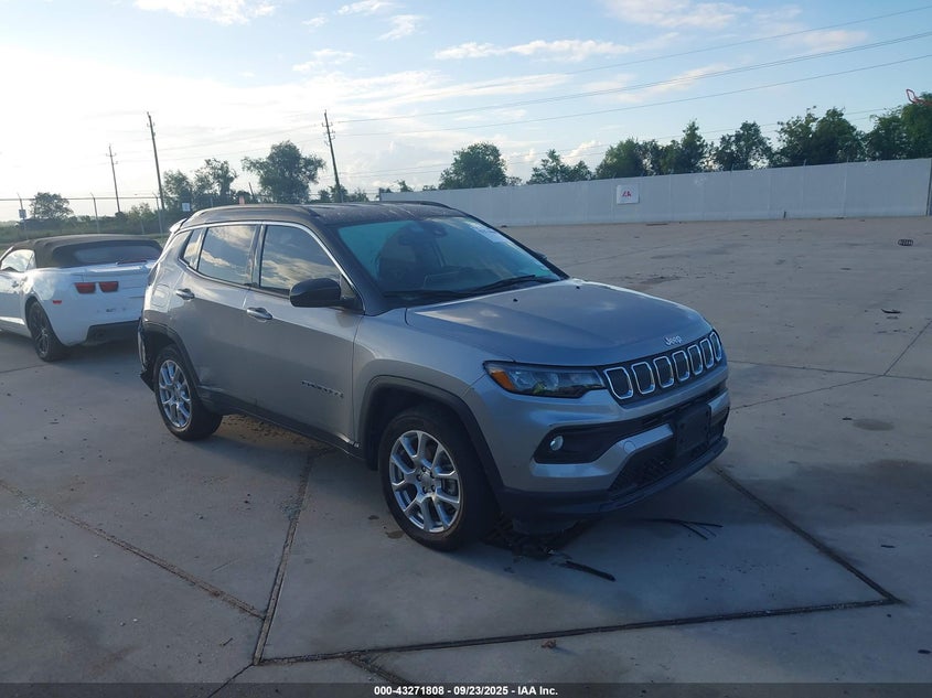 JEEP COMPASS LATITUDE LUX 4X4