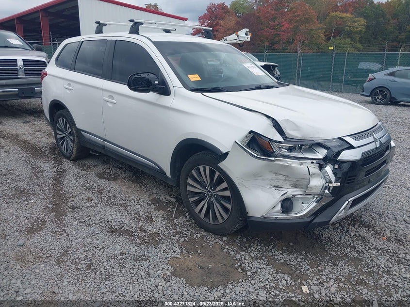 MITSUBISHI OUTLANDER ES 2.4 S-AWC