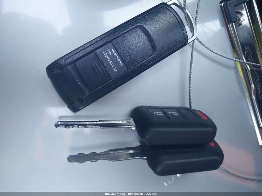 2020 Mitsubishi Outlander Es 2.4 S-Awc VIN: JA4AZ3A37LZ042194 Lot: 43271824