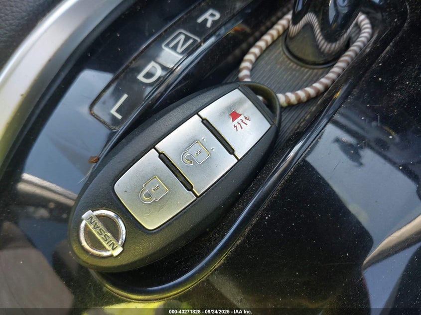 2016 NISSAN ROGUE SV - KNMAT2MT9GP711693