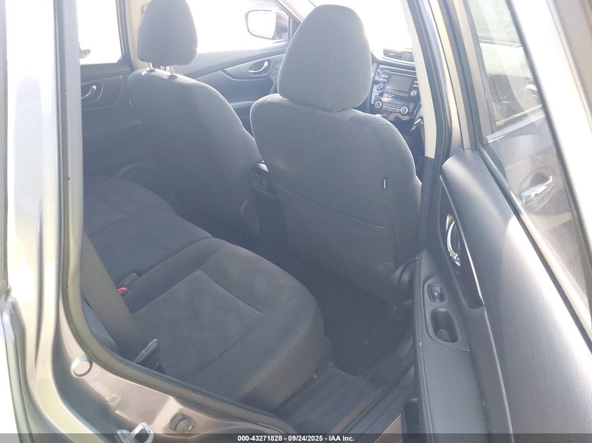 2016 NISSAN ROGUE SV - KNMAT2MT9GP711693