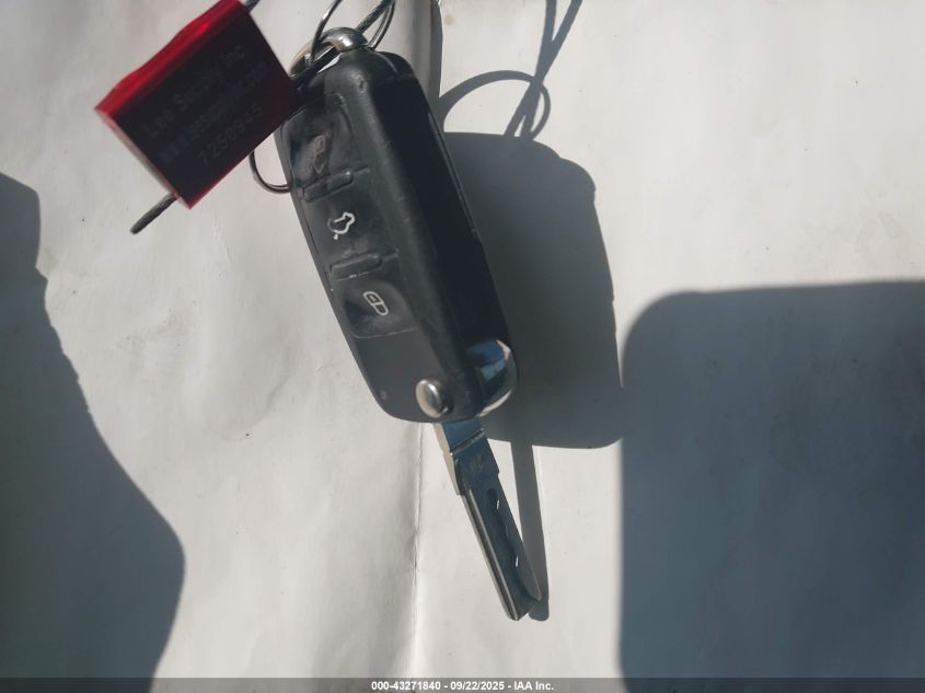 2014 Volkswagen Passat 1.8T Wolfsburg Edition VIN: 1VWAT7A38EC038589 Lot: 43271840