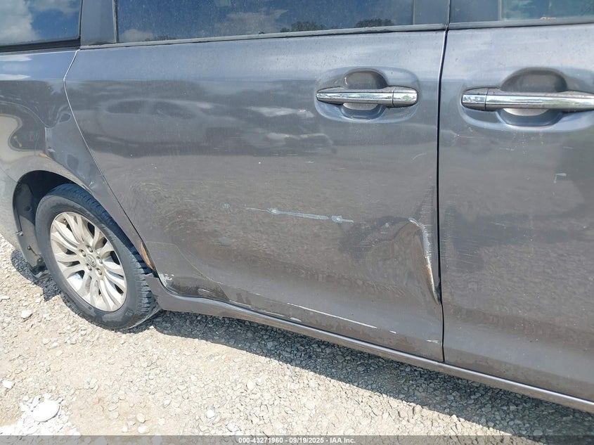 2011 Toyota Sienna Xle V6 VIN: 5TDYK3DC1BS122532 Lot: 43271960