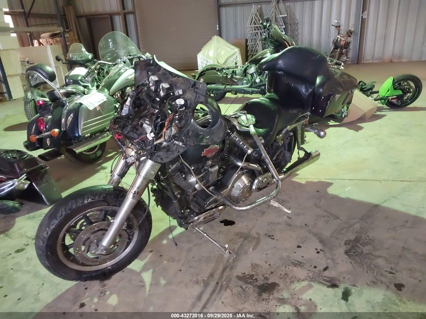 2005 Harley-Davidson Flhtcui 1HD1FCW315Y615492 photo #3