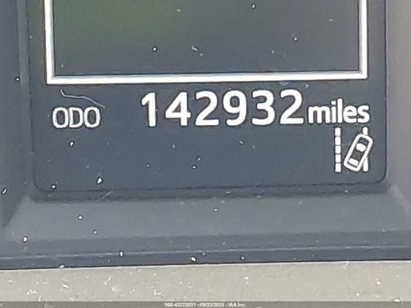 2017 TOYOTA RAV4 LE - JTMZFREV1HJ709119