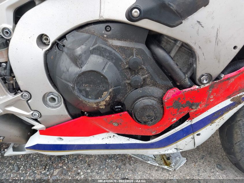 2018 Honda Cbr1000 Sp VIN: JH2SC7770JK100088 Lot: 43272070