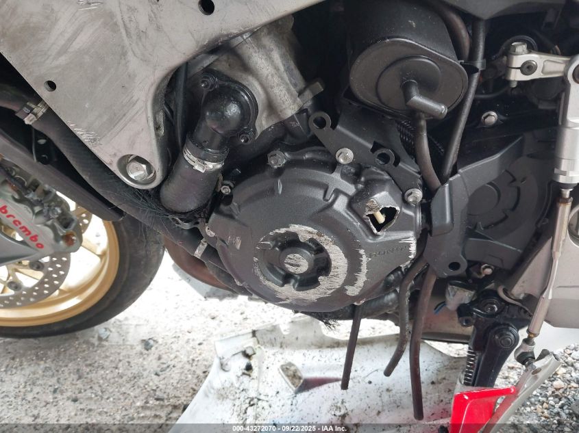 2018 Honda Cbr1000 Sp VIN: JH2SC7770JK100088 Lot: 43272070