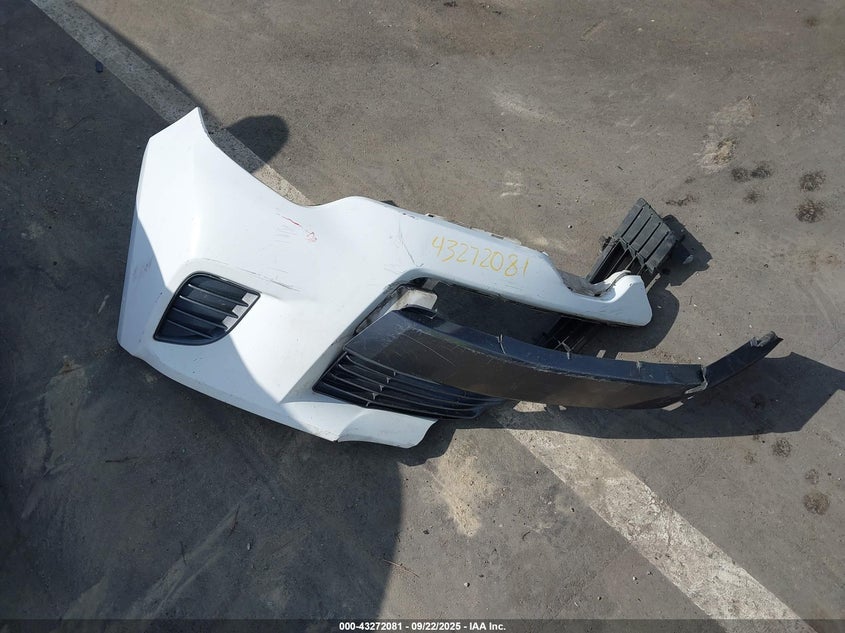 2015 Toyota Corolla Le VIN: 2T1BURHE7FC304264 Lot: 43272081