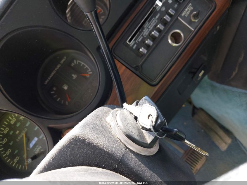 1993 Dodge Ram Van B250 VIN: 2B6HB21Y2PK523255 Lot: 43272150