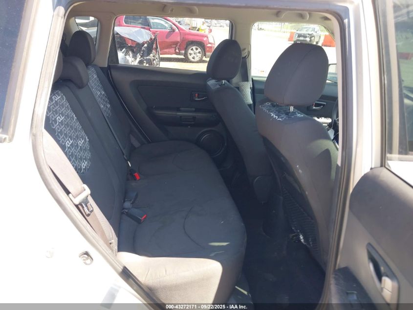 2011 Kia Soul + VIN: KNDJT2A22B7286998 Lot: 43272171